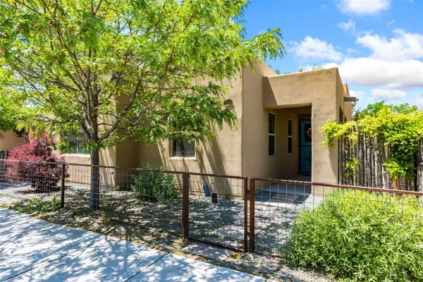 1124 Harrison Road, Santa Fe, NM 87507