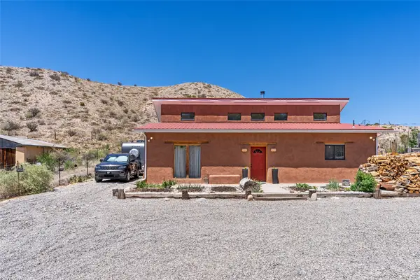 330 Nm-76, Santa Cruz, NM 87567