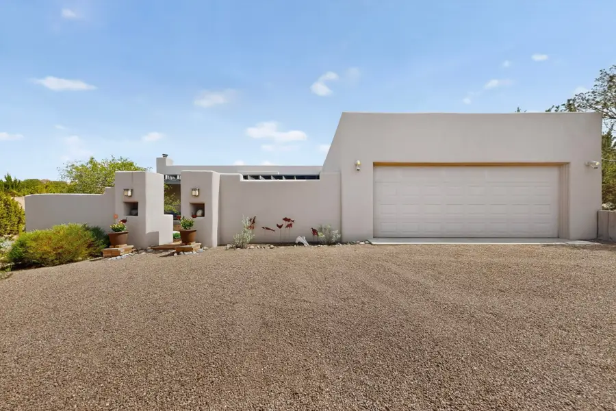 1033 Brisa Circle, Santa Fe, NM 87507 - #2