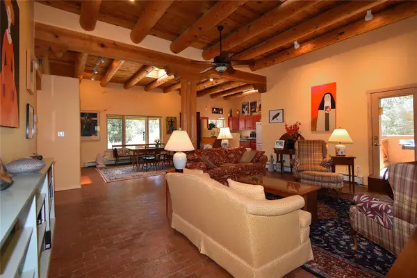 1 Encantado Court, Santa Fe, NM 87508