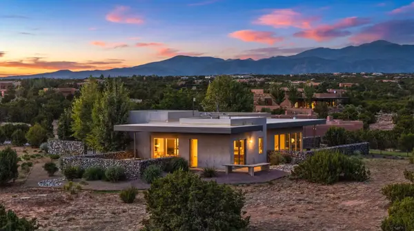 13 Sendero Ensueno, Santa Fe, NM 87506