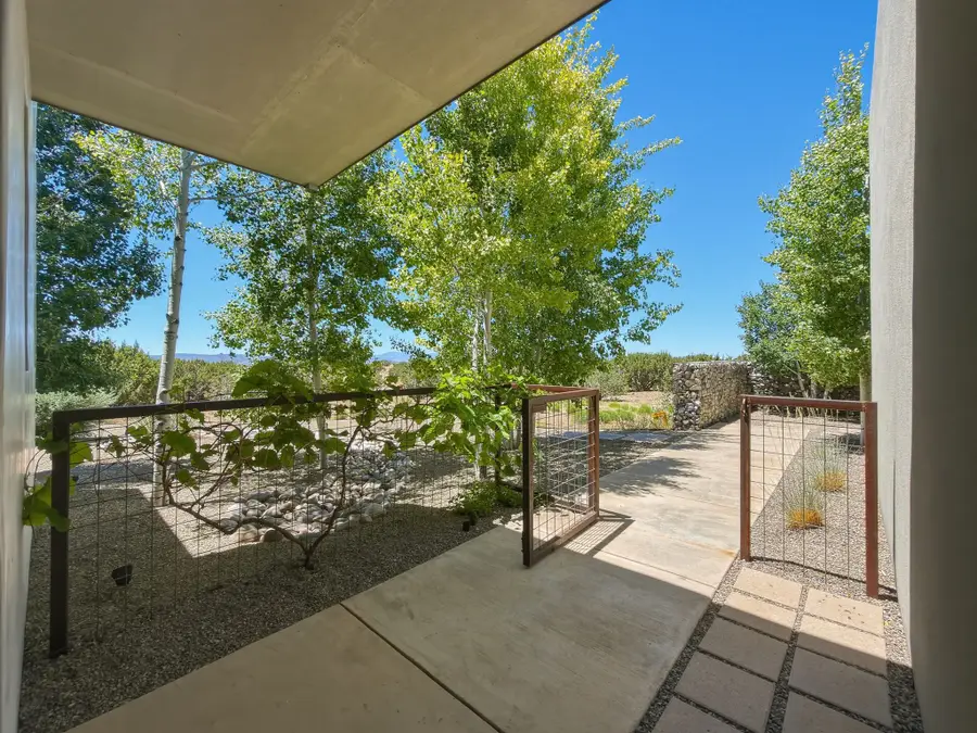 13 Sendero Ensueno, Santa Fe, NM 87506 - #3