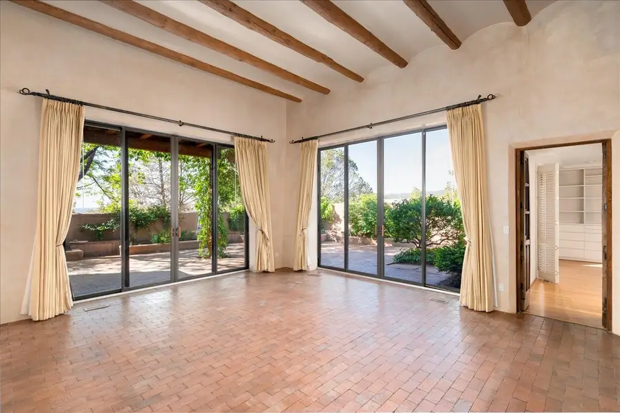 705 Calle Del Resplandor, Santa Fe, NM 87505 - #3