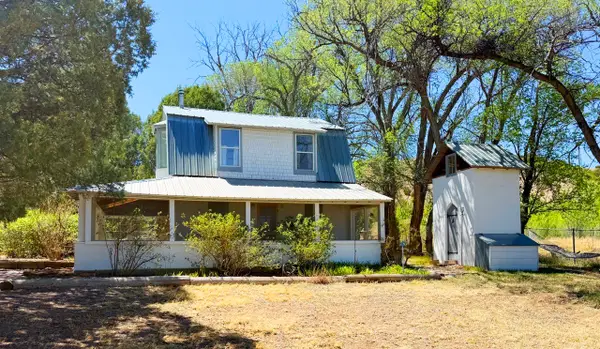 44 Grump Street, Las Vegas, NM 87701