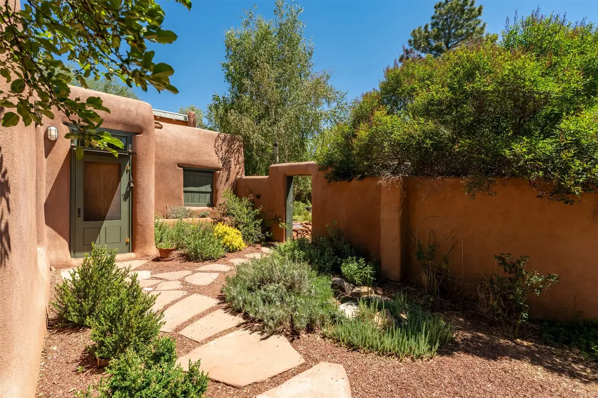 22 La Vega, Galisteo, NM 87540 - #1