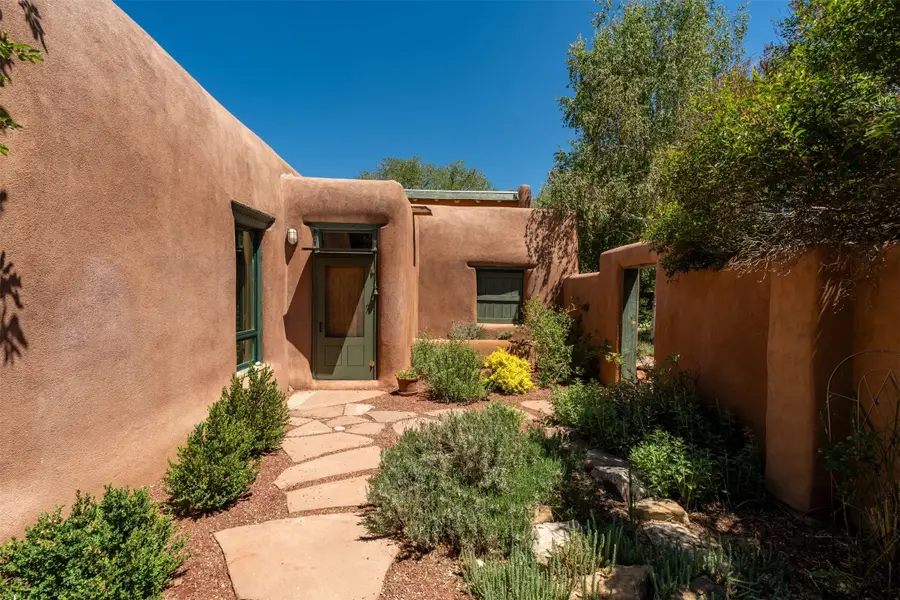 22 La Vega, Galisteo, NM 87540 - #3
