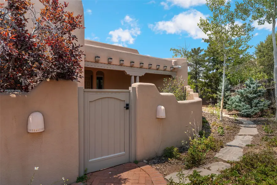 978 Indian Ridge, Santa Fe, NM 87501 - #3