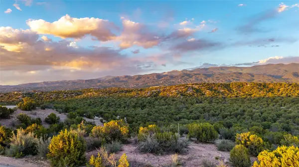 68 San Rafael Drive Drive #Lot 2, Santa Fe, NM 87506