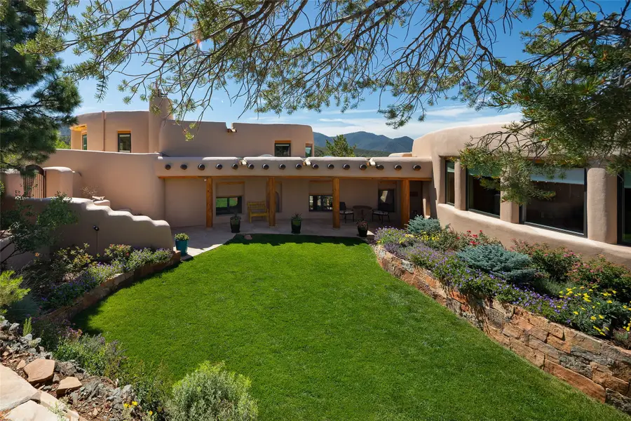 1233 N Summit Drive, Santa Fe, NM 87501 - #3