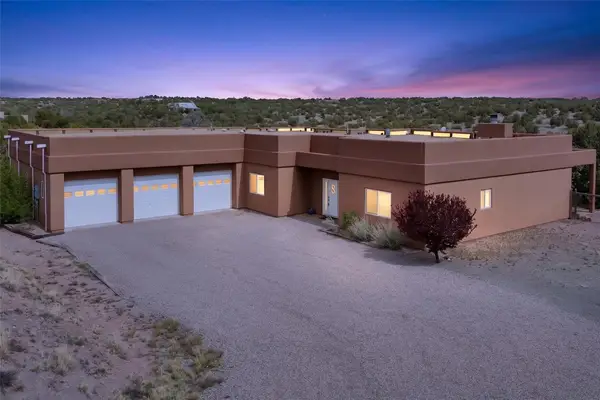 64 Coyote Trail, Santa Fe, NM 87508