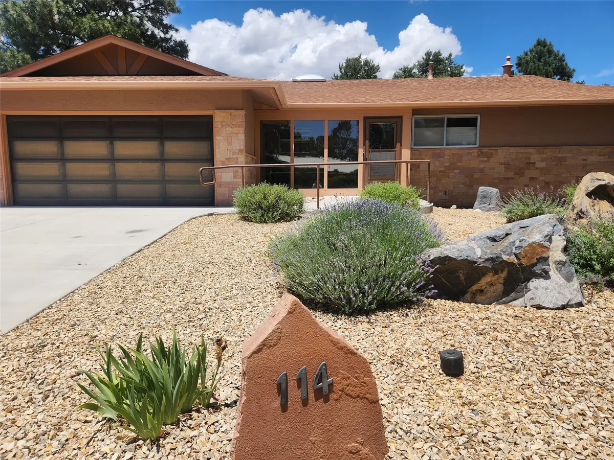 114 Fort Union, White Rock, NM 87547 - #1