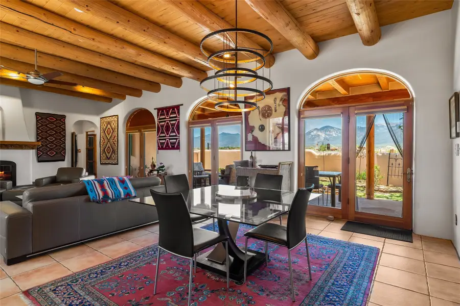 35 North Mesa Road, El Prado, NM 87529 - #2