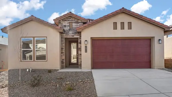 3161 Vista Luna, Santa Fe, NM 87507