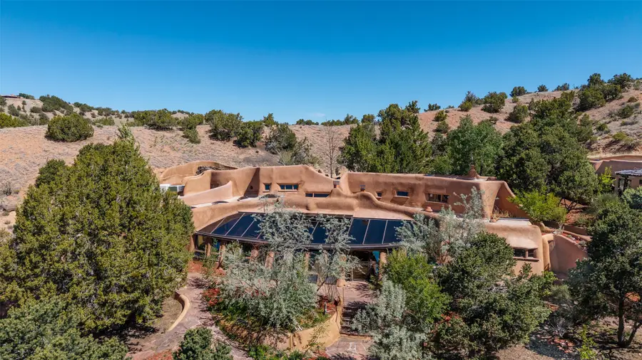 41 Estrada Calabasa, Santa Fe, NM 87506 - #2