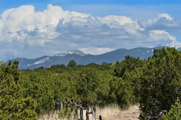4 Camino Espejo, Santa Fe, NM 87507