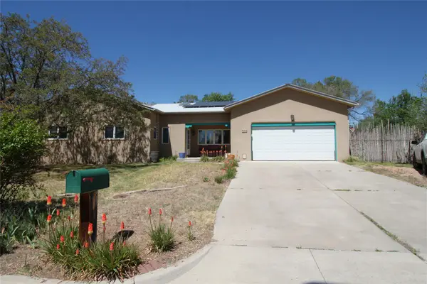 261 El Conejo Street, Los Alamos, NM 87544