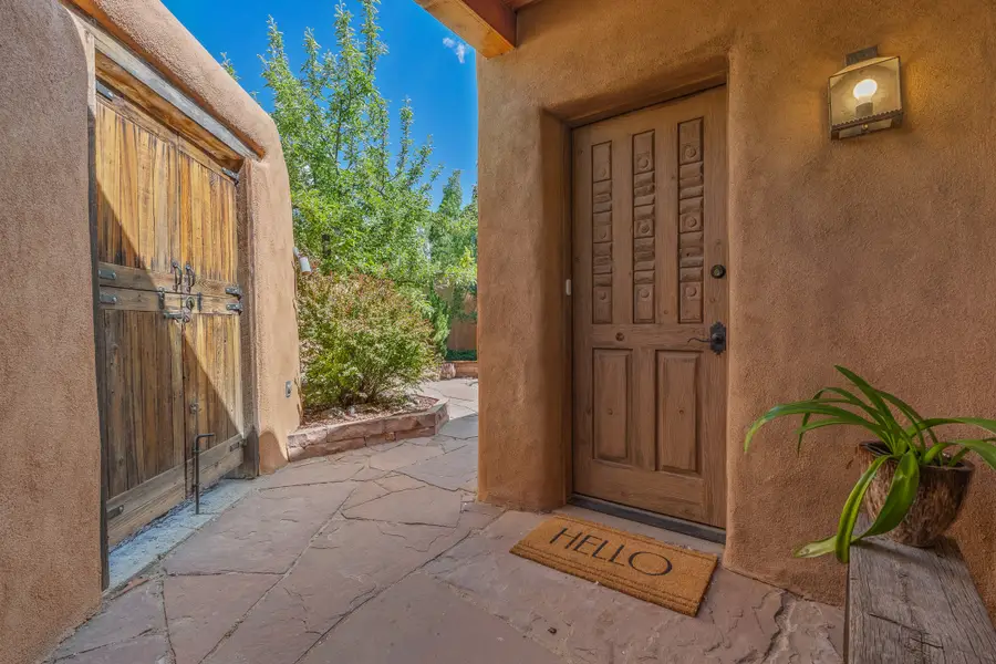 414 Sosaya Lane, Santa Fe, NM 87505 - #3