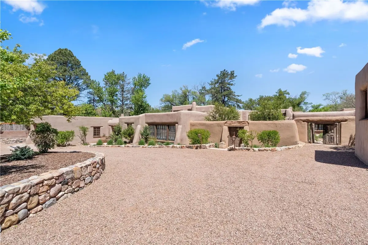 831 El Caminito, Santa Fe, NM 87505 - #1
