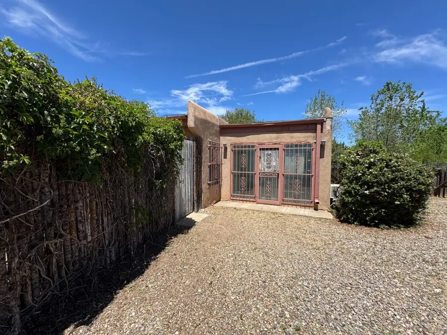 1032 Camino De Chelly, Santa Fe, NM 87505 - #3