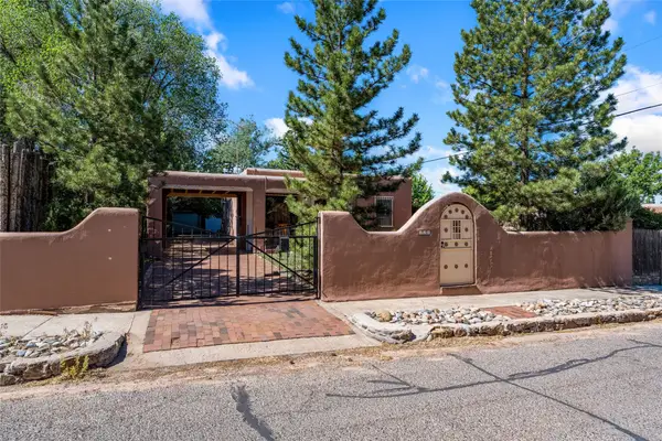 110 E Berger, Santa Fe, NM 87505