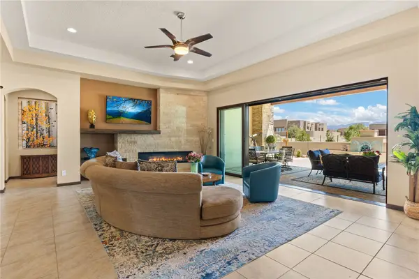 2 Camino Maravilla, Santa Fe, NM 87506