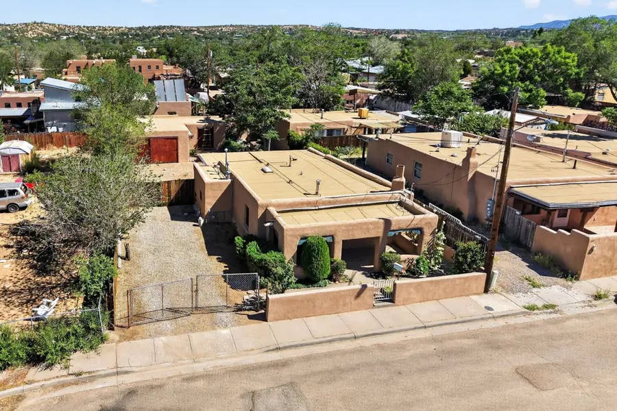 1023 Dunlap Street, Santa Fe, NM 87501 - #3