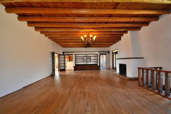 904 Bishops Lodge Road, Santa Fe, NM 87501
