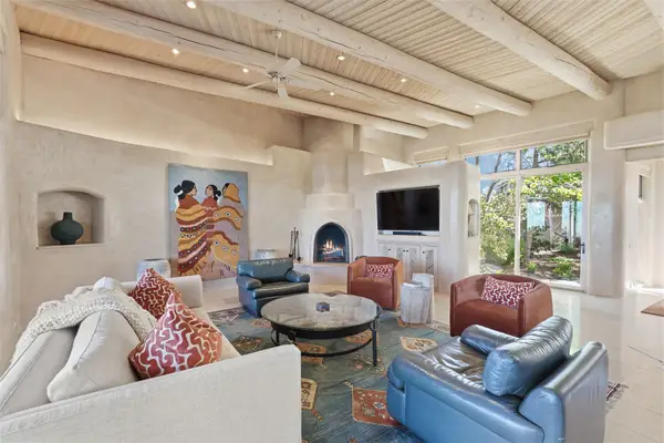 416 Los Altos Way, Santa Fe, NM 87501