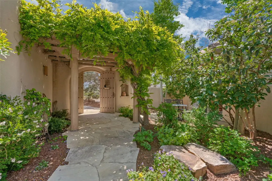 416 Los Altos Way, Santa Fe, NM 87501 - #3