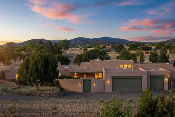 9 Cagua Road, Santa Fe, NM 87508