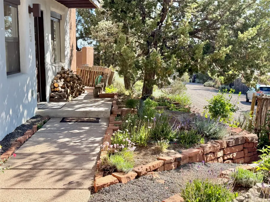 322 Calle Loma Norte #12B, Santa Fe, NM 87501 - #2