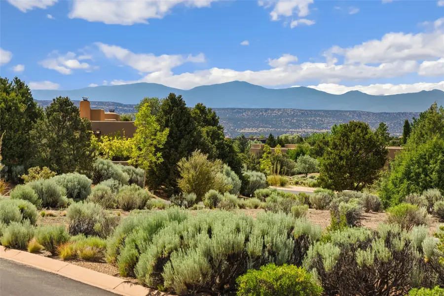 19 Tecolote Circle, Santa Fe, NM 87506 - #3