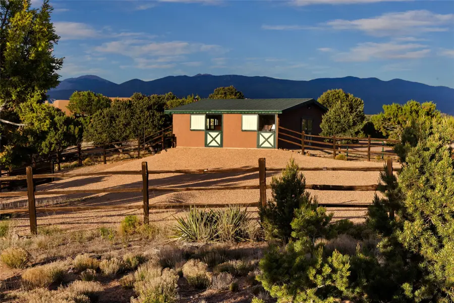 17 Vuelta Rosal, Santa Fe, NM 87506 - #3