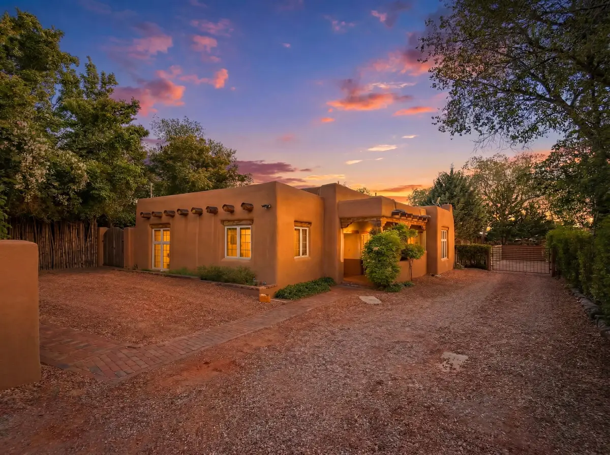 502 Camino Sin Nombre, Santa Fe, NM 87505 - #1