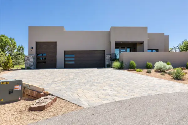 4 Valverde Lane, Santa Fe, NM 87506