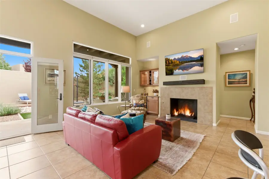 15 Avenida Sebastian W, Santa Fe, NM 87506 - #2