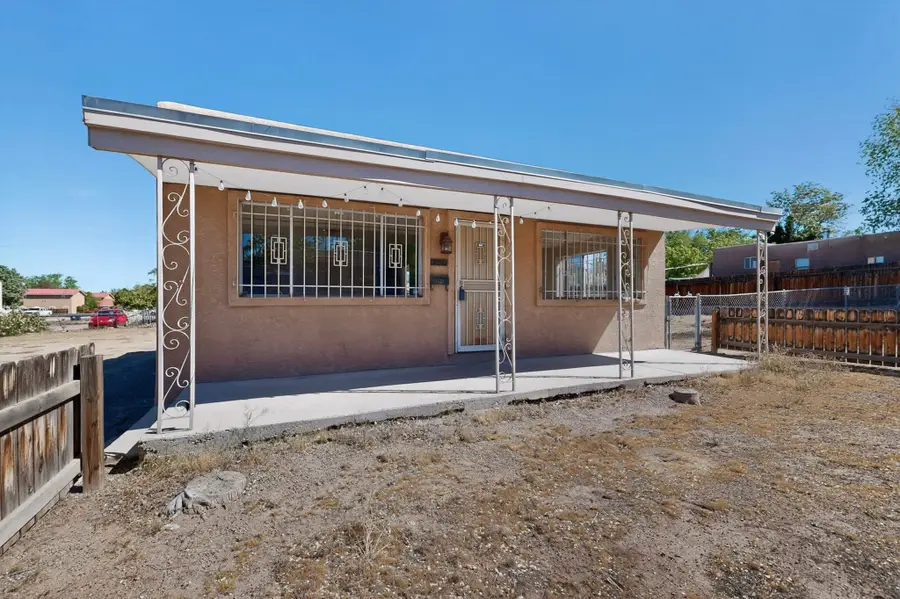 2903,2905,2907 SE Burton Avenue Se, Albuquerque, NM 87106 - #2