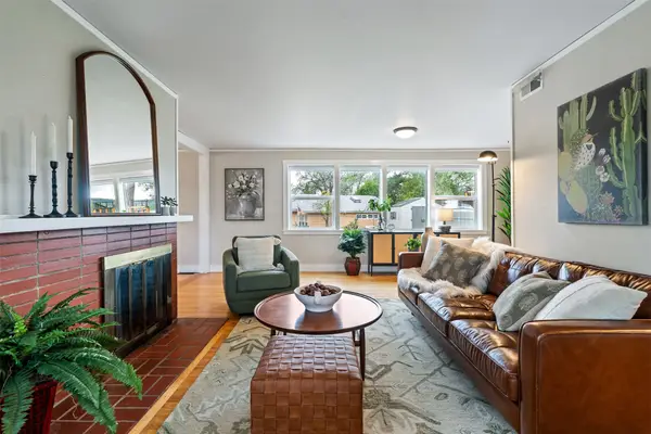 3037 Walnut Street, Los Alamos, NM 87544