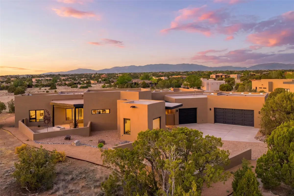 135 Paseo Aragon, Santa Fe, NM 87506 - #1