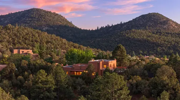 707 Joaquin Lane, Santa Fe, NM 87505