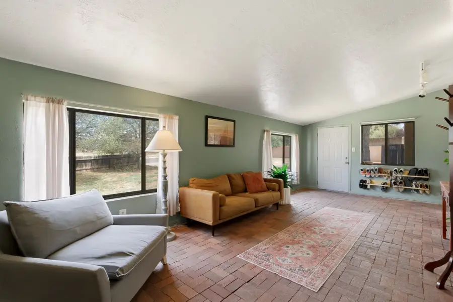 2502 Cactus Lane, Santa Fe, NM 87502 - #2