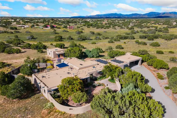 71 Camerada Loop, Santa Fe, NM 87508