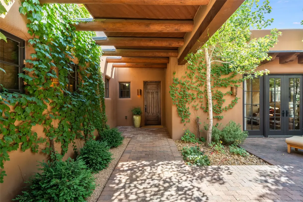 7 Sendero Centro, Santa Fe, NM 87506 - #1