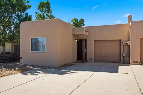 1151 Senda Del Valle, Santa Fe, NM 87507