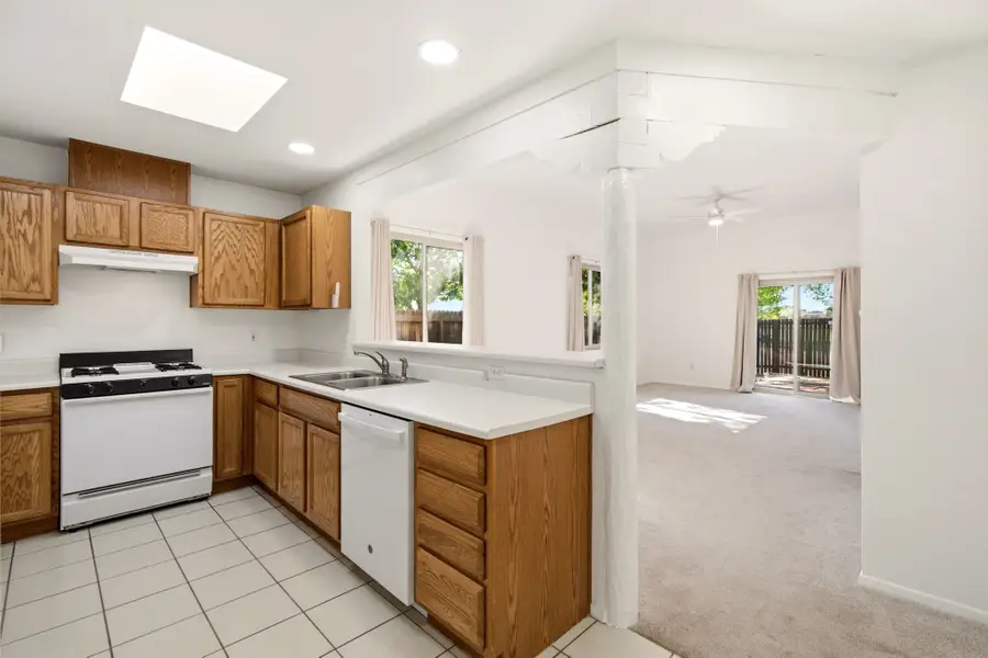 1151 Senda Del Valle, Santa Fe, NM 87507 - #3