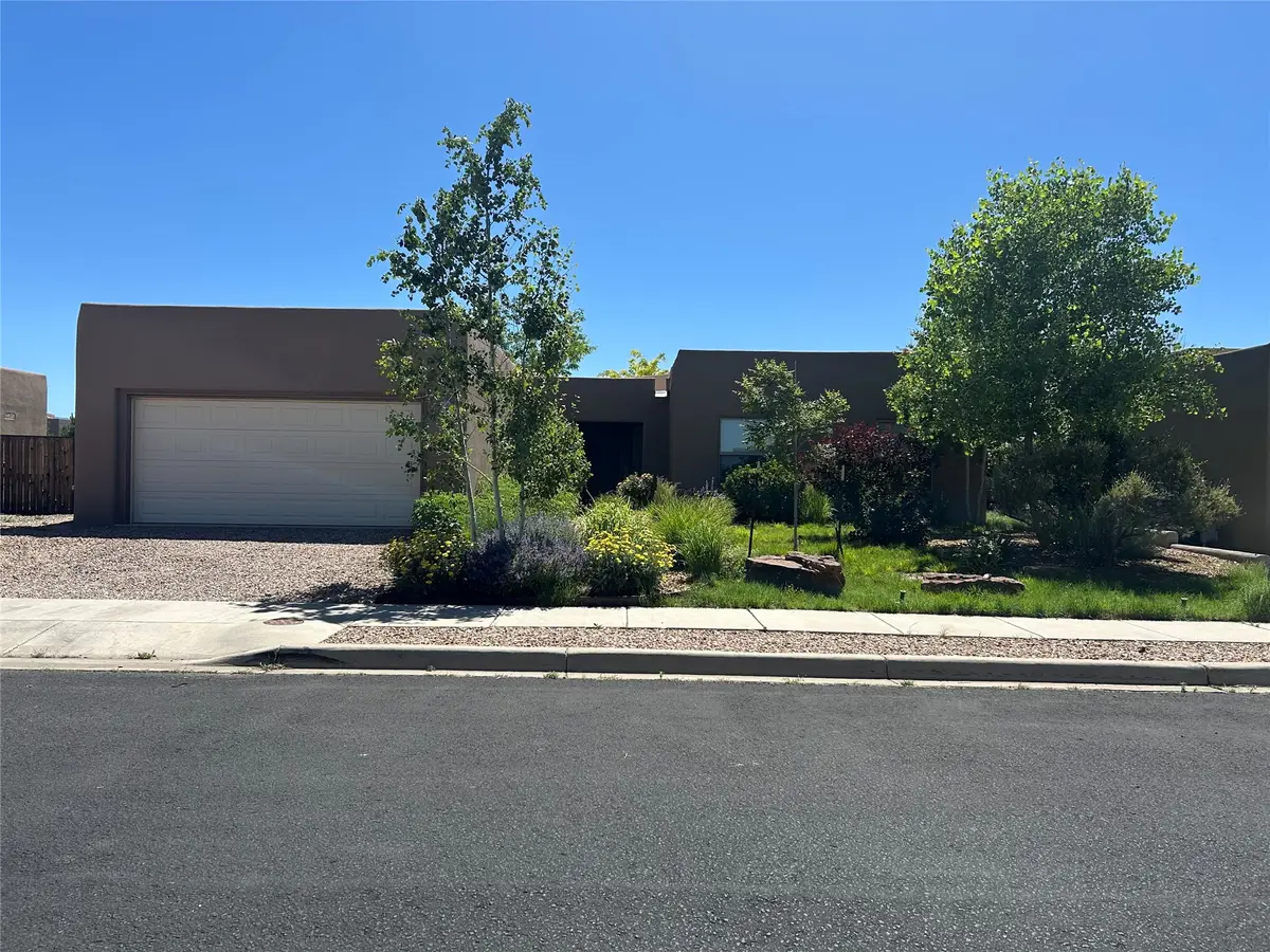 28 Canto Del Pajaro, Santa Fe, NM 87508 - #1