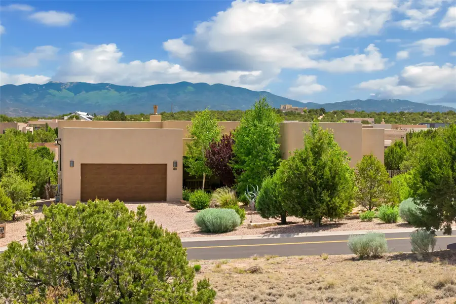22 Via Summa, Santa Fe, NM 87507 - #2