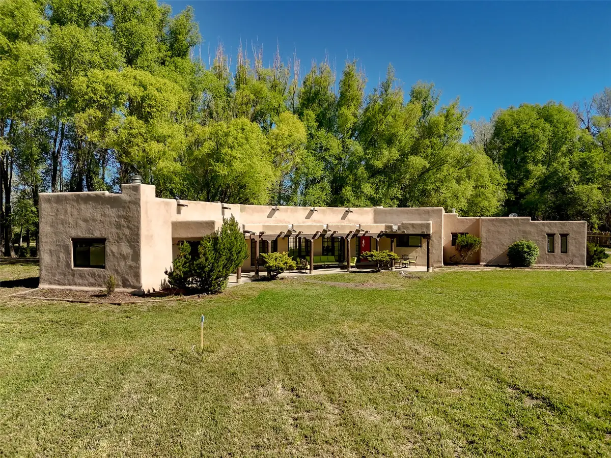 122 Camino Del Viernes, Taos, NM 87571 - #1