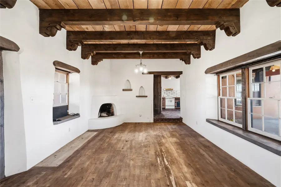 3086 Agua Fria, Santa Fe, NM 87507 - #2