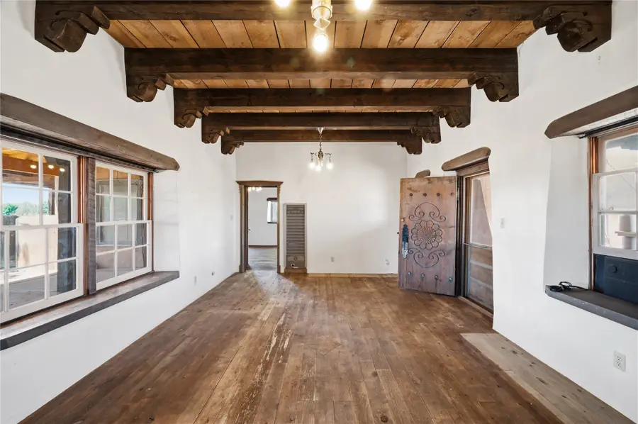 3086 Agua Fria, Santa Fe, NM 87507 - #3